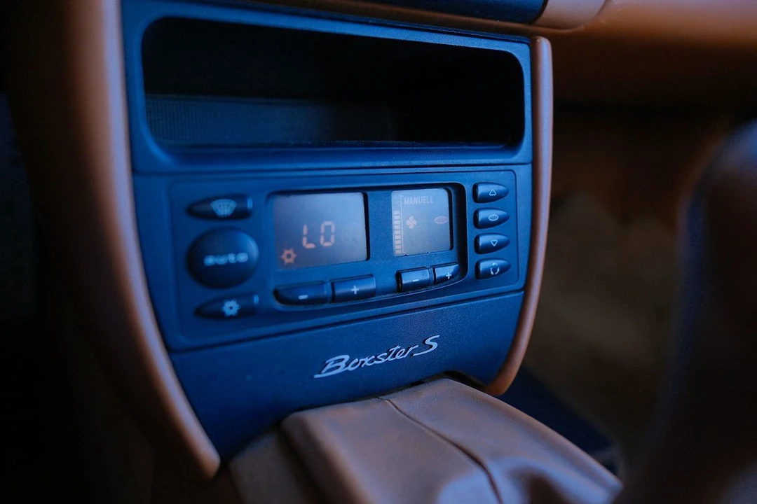 2002 Porsche 986 Boxster S - Image 19 of 31