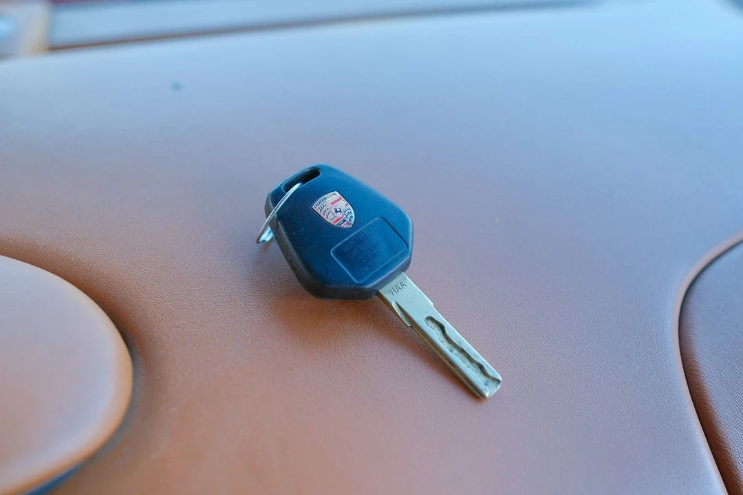 2002 Porsche 986 Boxster S - Image 10 of 31