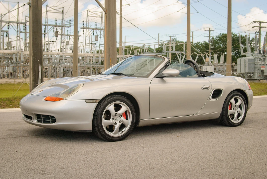 2002 Porsche 986 Boxster S - Image 9 of 31