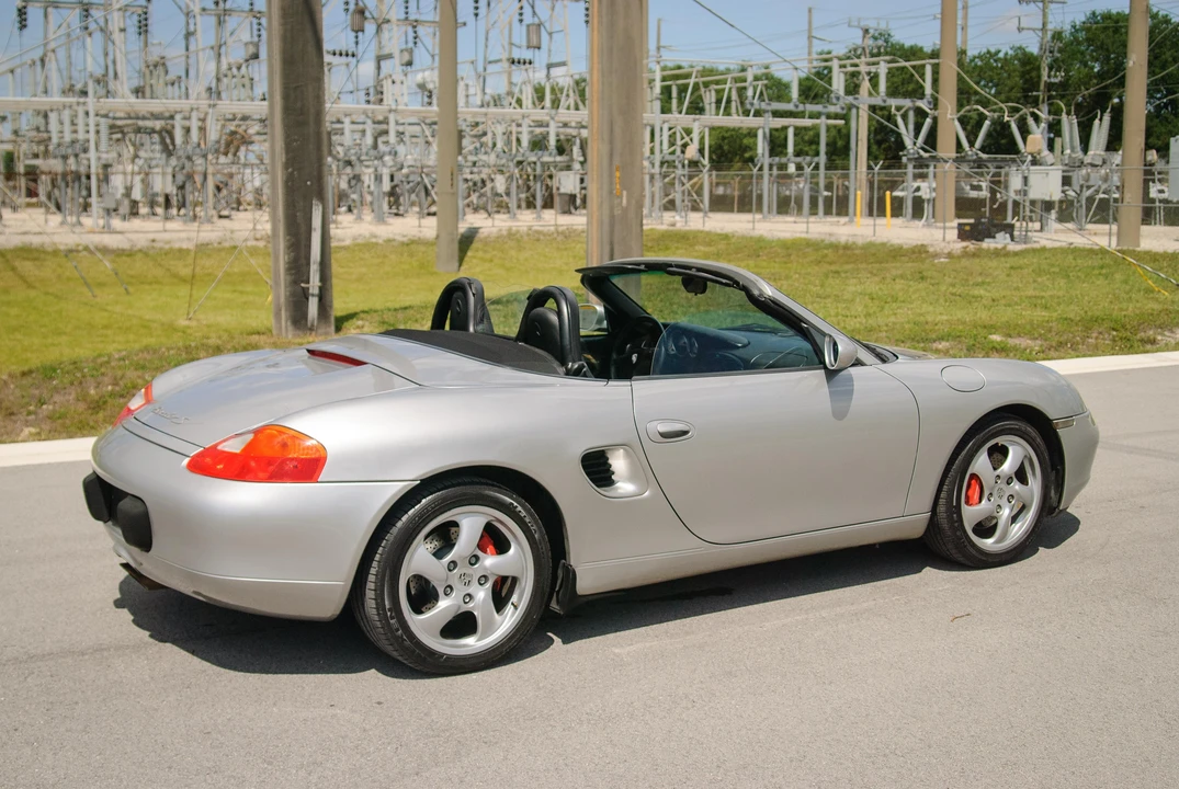 2002 Porsche 986 Boxster S - Image 15 of 31