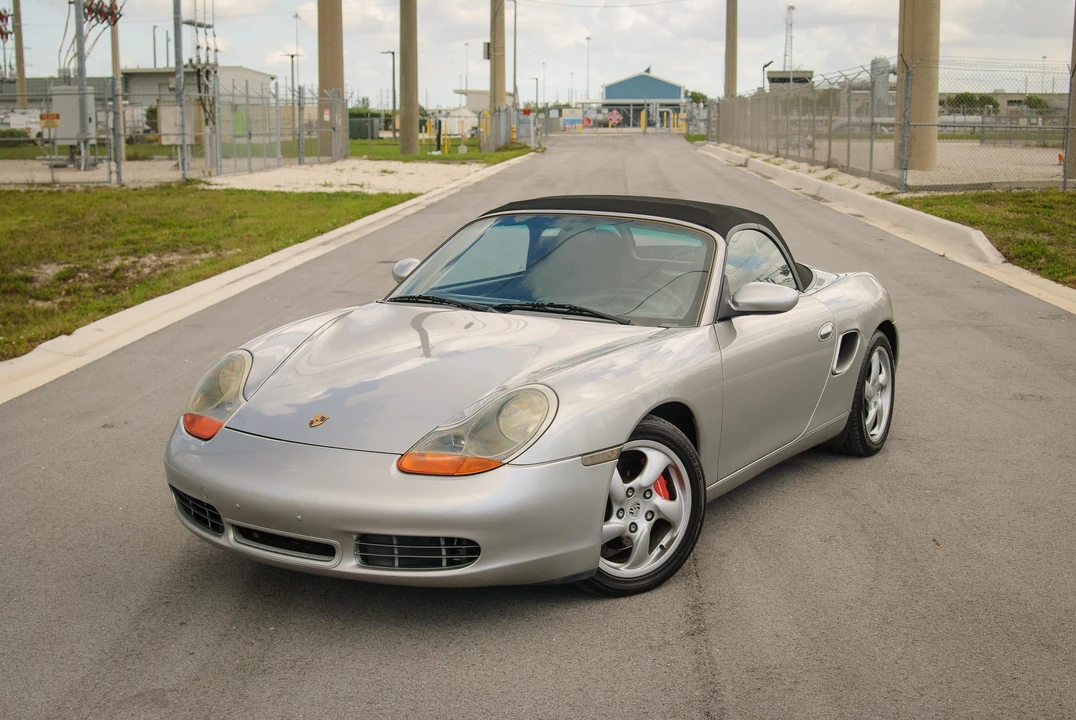 2002 Porsche 986 Boxster S - Image 22 of 31