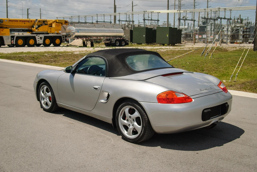 2002 Porsche 986 Boxster S - Image 27 of 31
