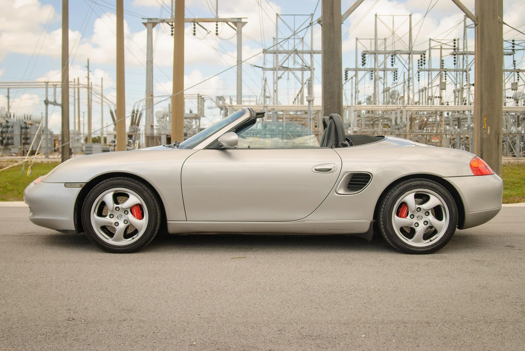 2002 Porsche 986 Boxster S - Image 11 of 31