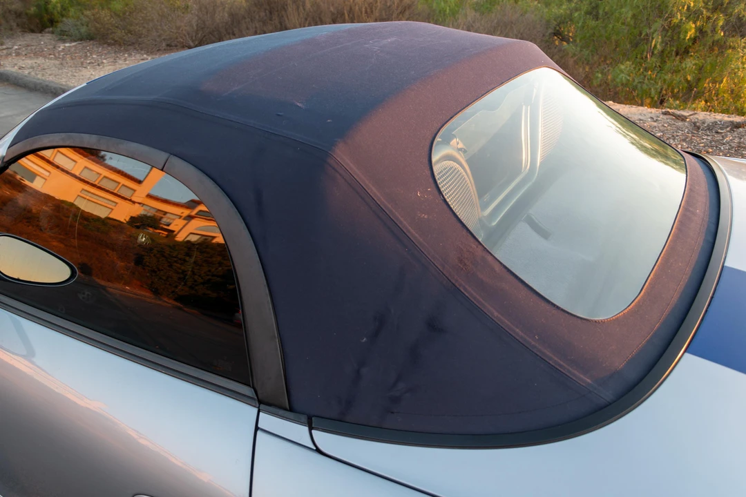 2002 Porsche 986 Boxster S - Image 17 of 31