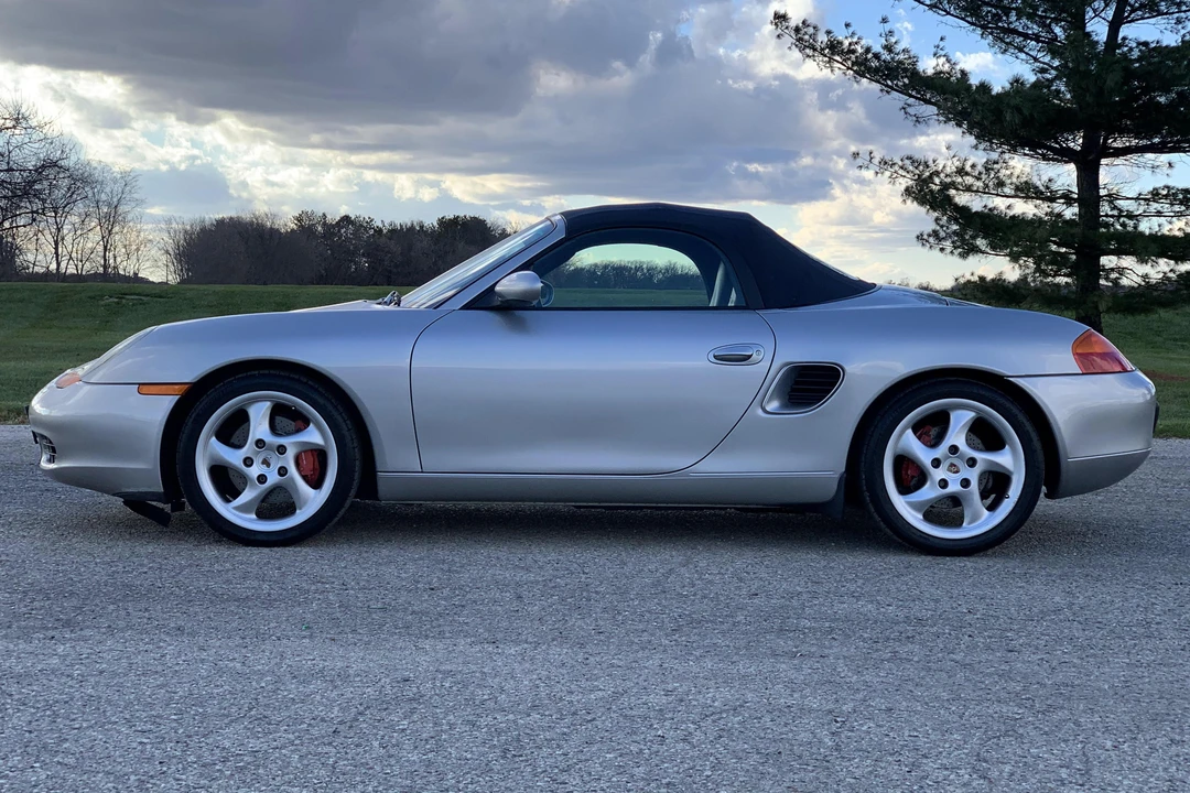 2002 Porsche 986 Boxster S - Image 14 of 31