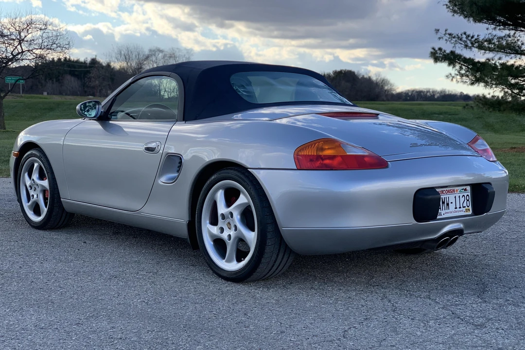 2002 Porsche 986 Boxster S - Image 15 of 31
