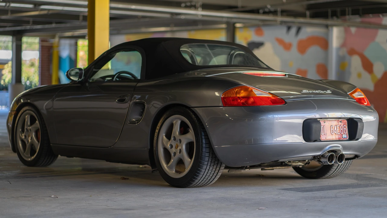 2002 Porsche 986 Boxster S - Image 10 of 31