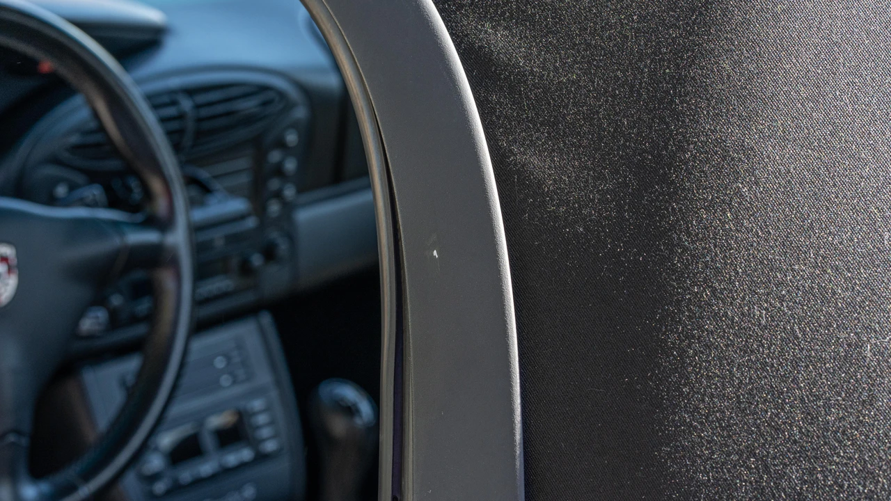 2002 Porsche 986 Boxster S - Image 27 of 31