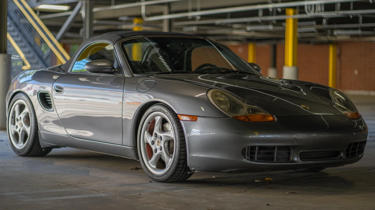 2002 Porsche 986 Boxster S - Image 14 of 31