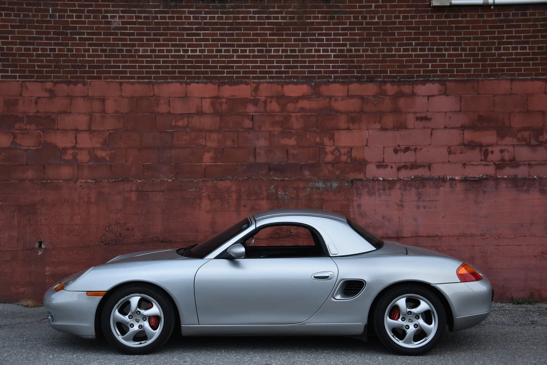 2002 Porsche 986 Boxster S - Image 23 of 31