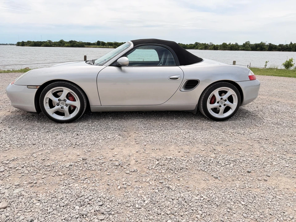 2002 Porsche 986 Boxster S - Image 9 of 31
