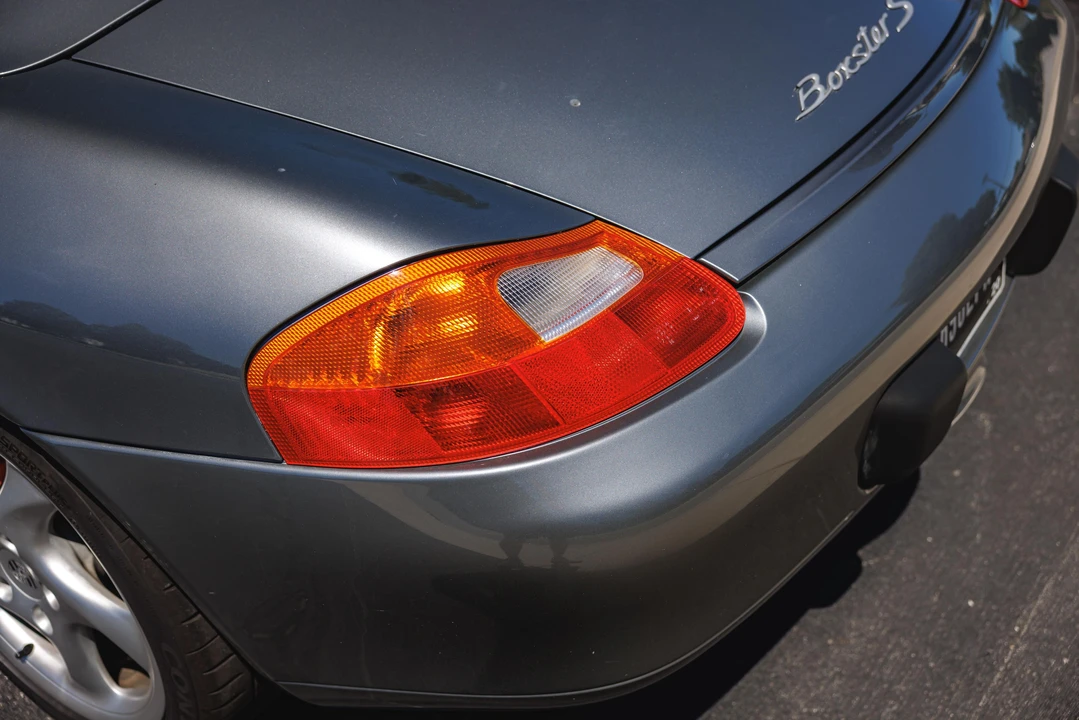 2002 Porsche 986 Boxster S - Image 28 of 31