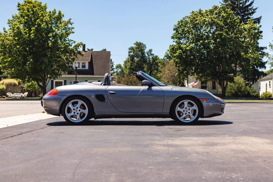 2002 Porsche 986 Boxster S - Image 11 of 31