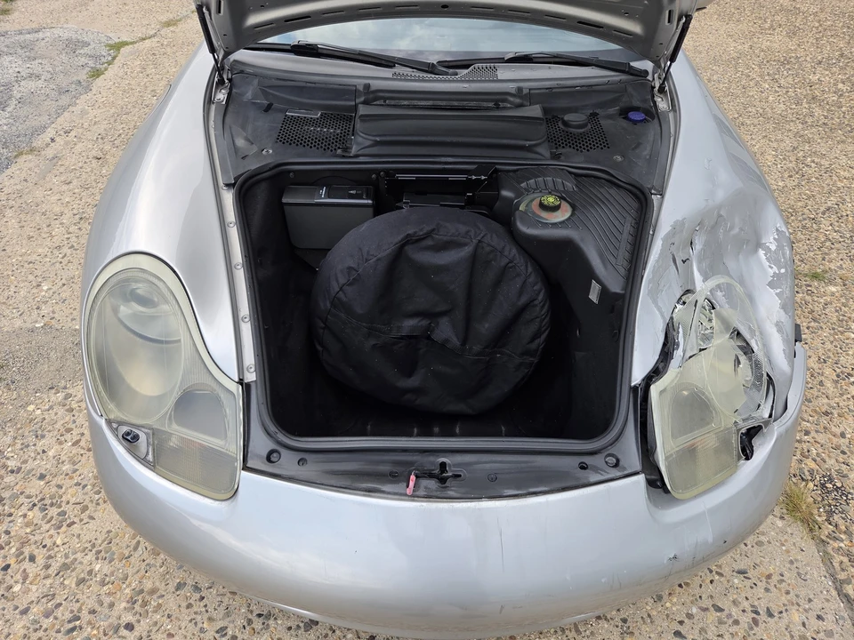 2002 Porsche 986 Boxster - Image 18 of 31