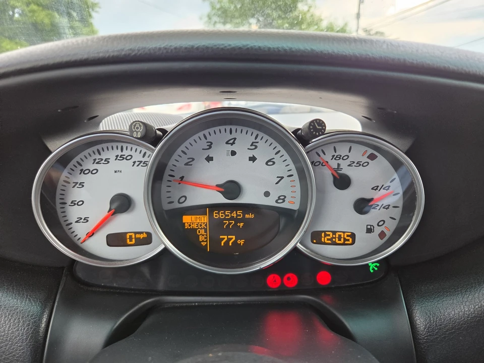 2002 Porsche 986 Boxster - Image 30 of 31