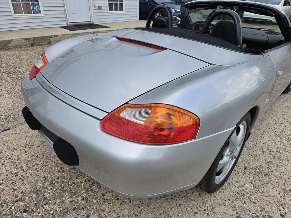 2002 Porsche 986 Boxster - Image 16 of 31