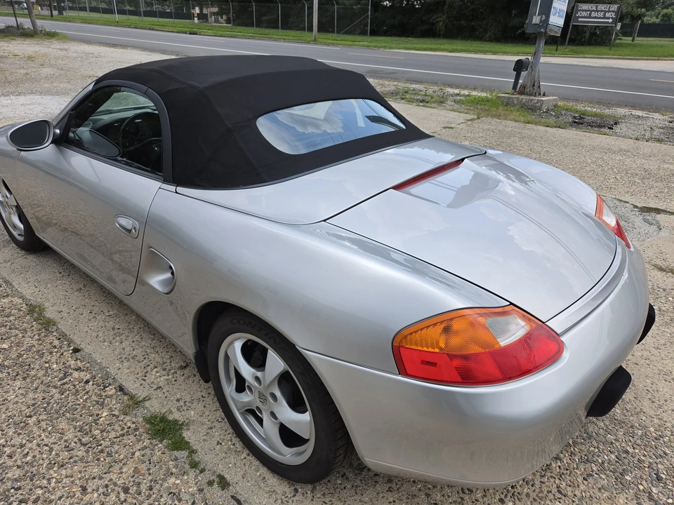 2002 Porsche 986 Boxster - Image 26 of 31