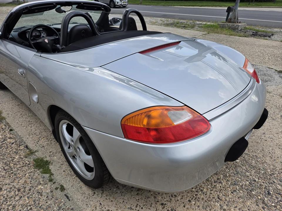 2002 Porsche 986 Boxster - Image 17 of 31