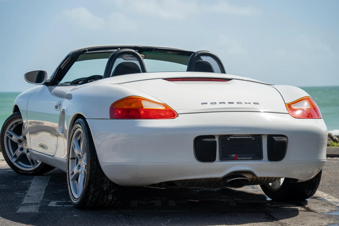 2002 Porsche 986 Boxster - Image 11 of 31