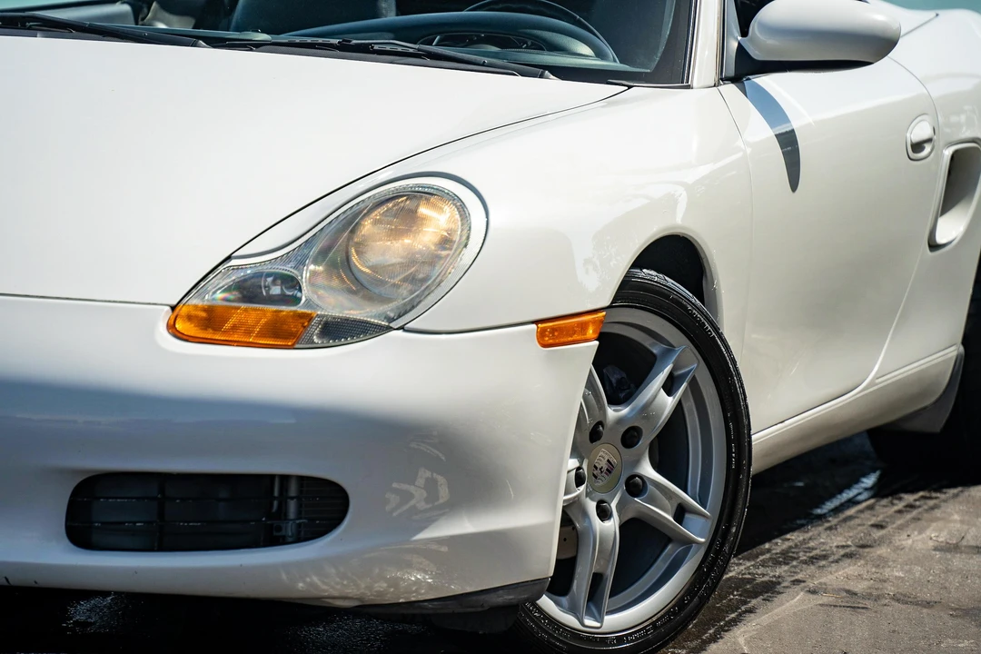 2002 Porsche 986 Boxster - Image 24 of 31