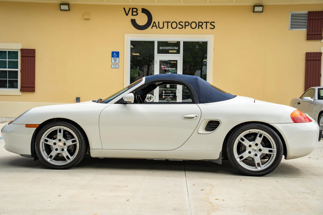 2002 Porsche 986 Boxster - Image 9 of 31