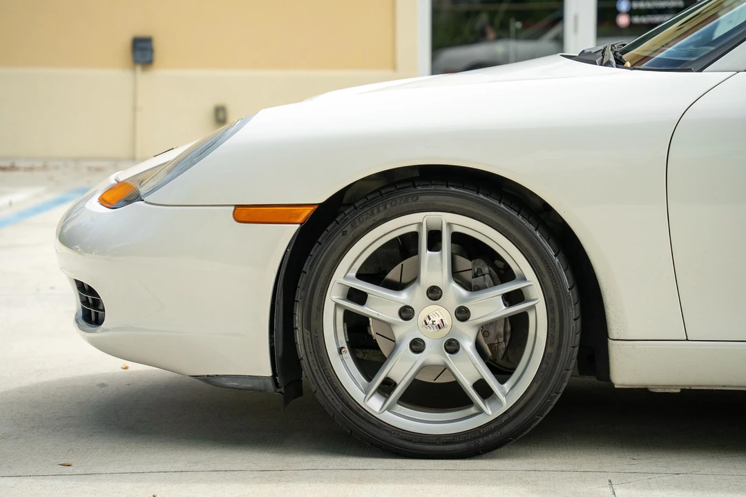 2002 Porsche 986 Boxster - Image 25 of 31