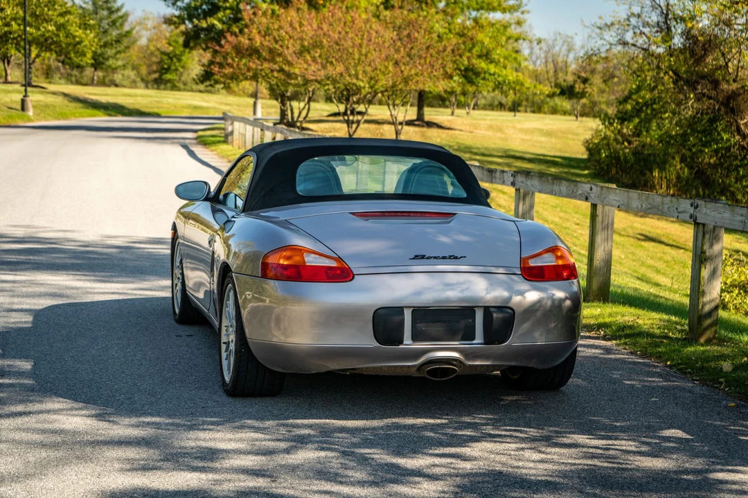 2002 Porsche 986 Boxster - Image 19 of 31