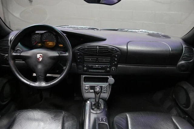2002 Porsche 986 Boxster - Image 9 of 21