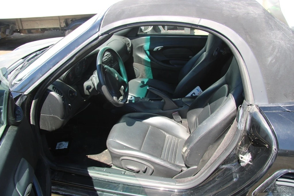 2002 Porsche 986 Boxster - Image 14 of 21