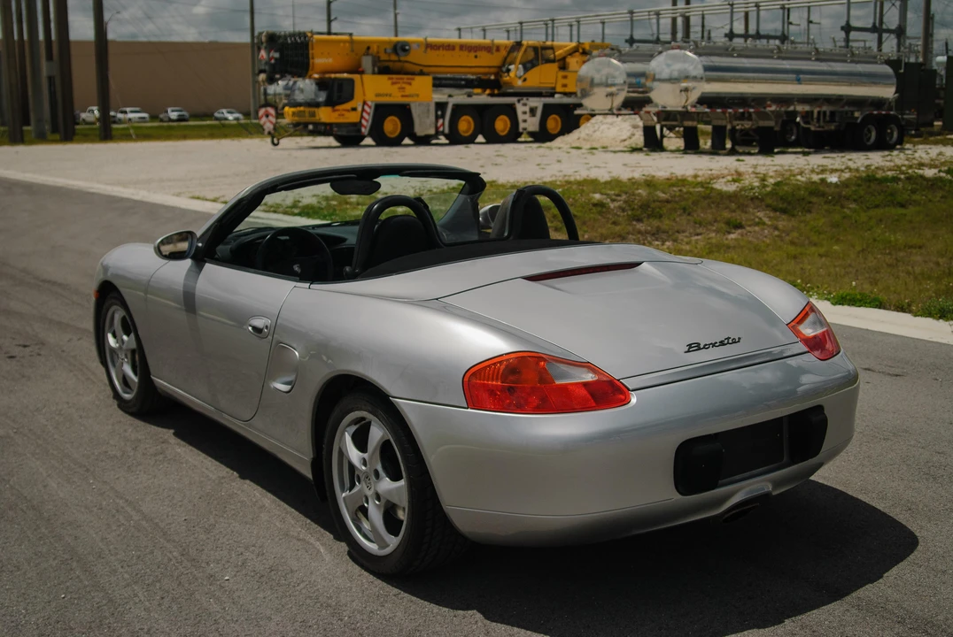 2002 Porsche 986 Boxster - Image 18 of 31