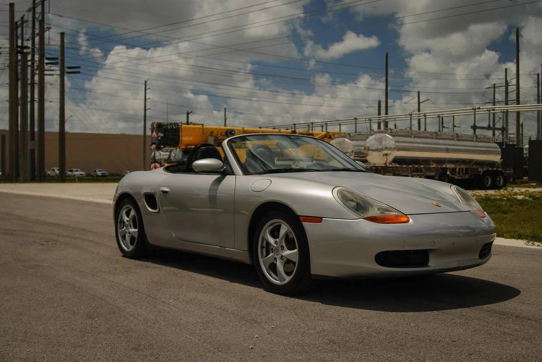 2002 Porsche 986 Boxster - Image 26 of 31