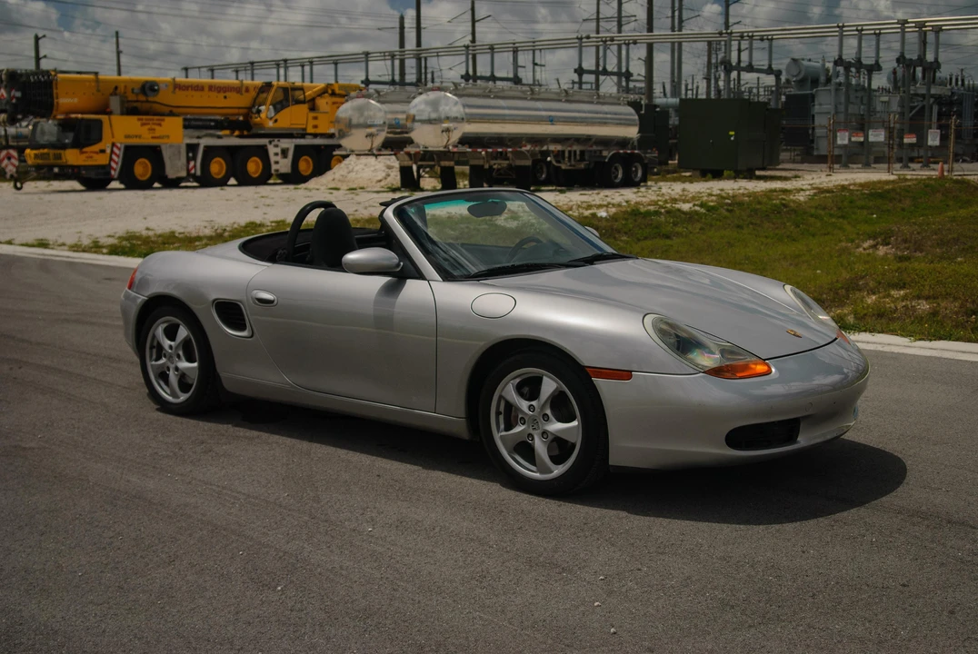2002 Porsche 986 Boxster - Image 25 of 31
