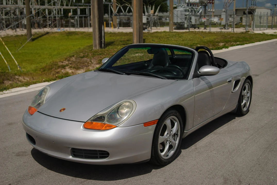 2002 Porsche 986 Boxster - Image 7 of 31