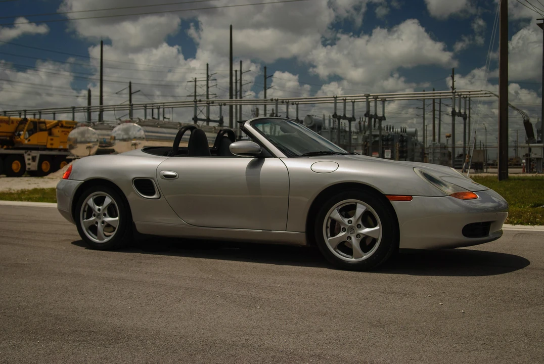 2002 Porsche 986 Boxster - Image 23 of 31