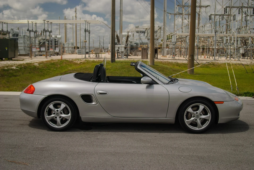 2002 Porsche 986 Boxster - Image 22 of 31