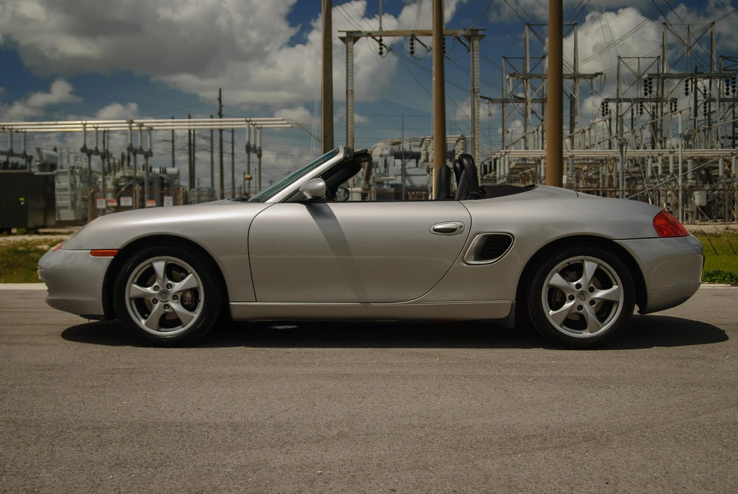 2002 Porsche 986 Boxster - Image 14 of 31