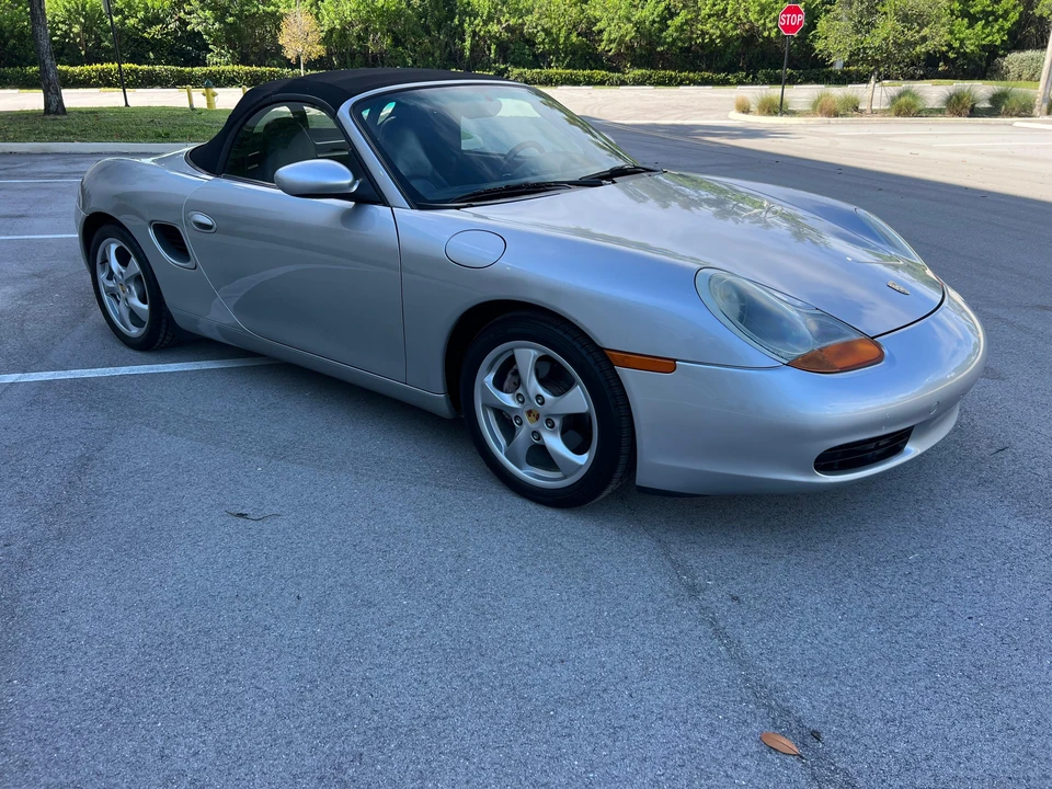 2002 Porsche 986 Boxster - Image 16 of 31