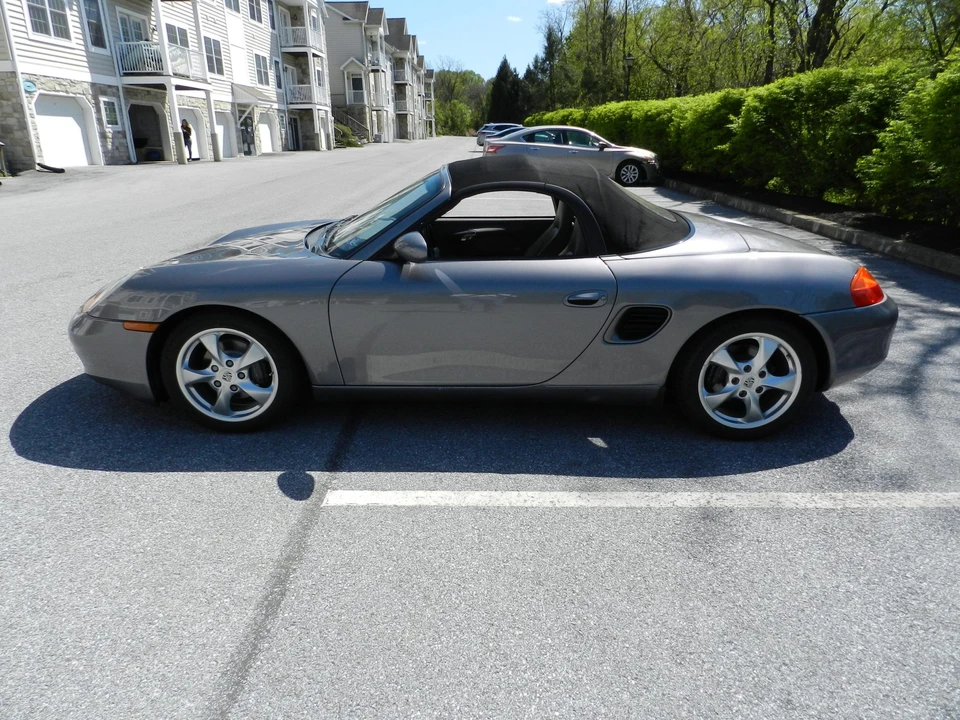 2002 Porsche 986 Boxster - Image 15 of 31