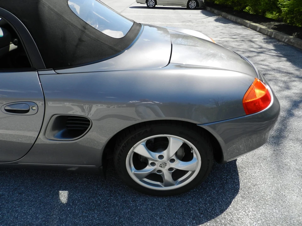 2002 Porsche 986 Boxster - Image 24 of 31