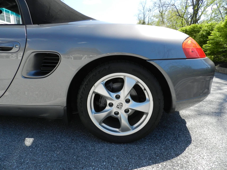 2002 Porsche 986 Boxster - Image 25 of 31