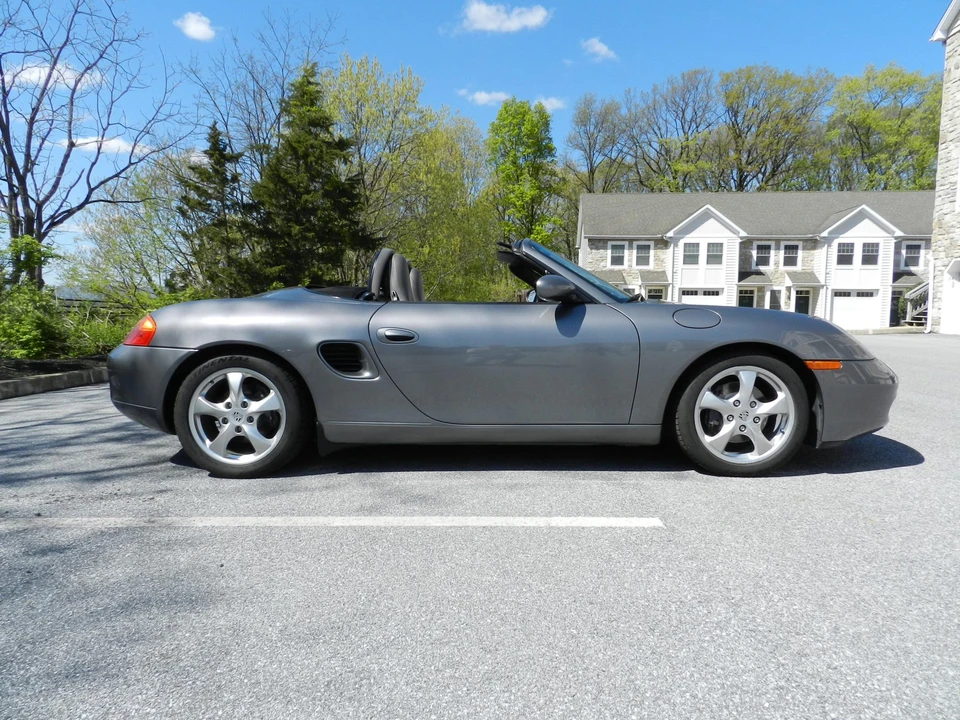 2002 Porsche 986 Boxster - Image 9 of 31
