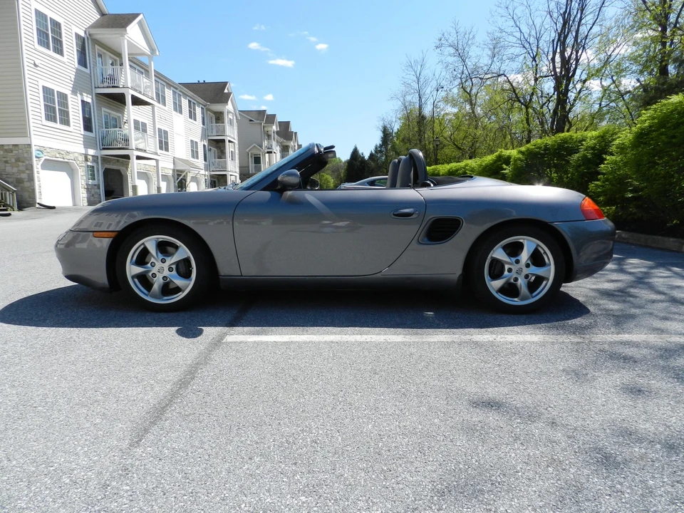 2002 Porsche 986 Boxster - Image 17 of 31
