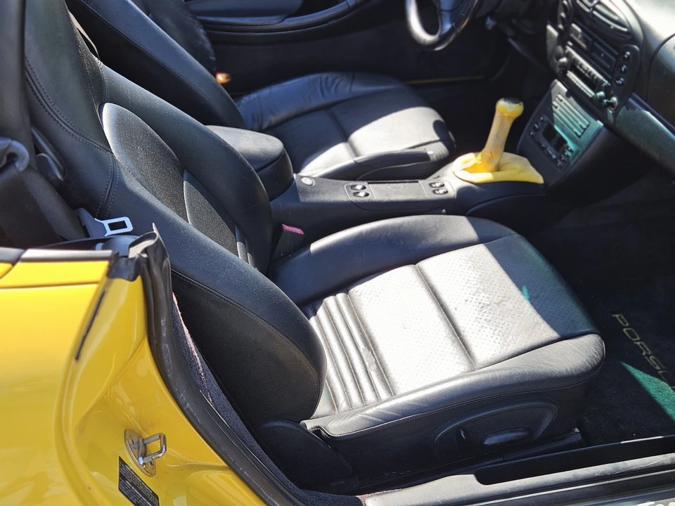 2002 Porsche 986 Boxster - Image 9 of 31