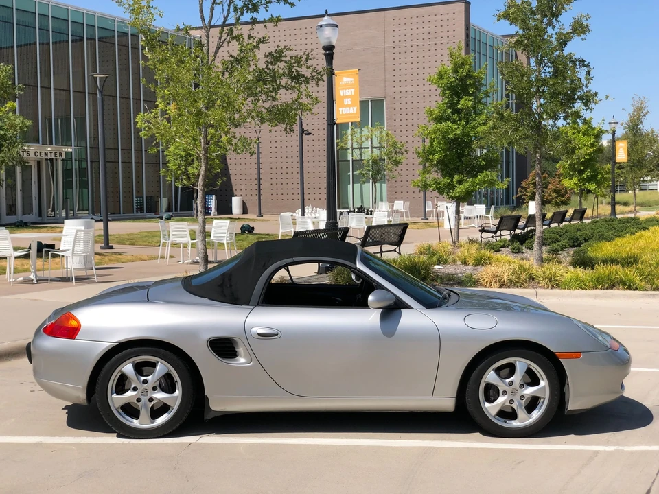 2002 Porsche 986 Boxster - Image 6 of 16