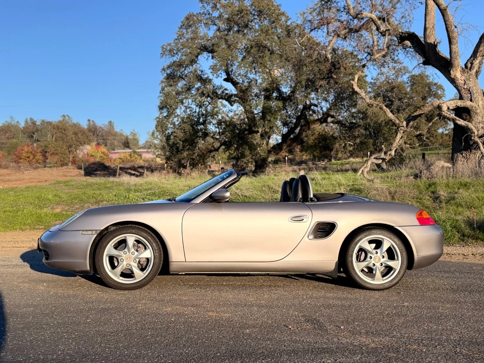 2002 Porsche 986 Boxster - Image 11 of 31