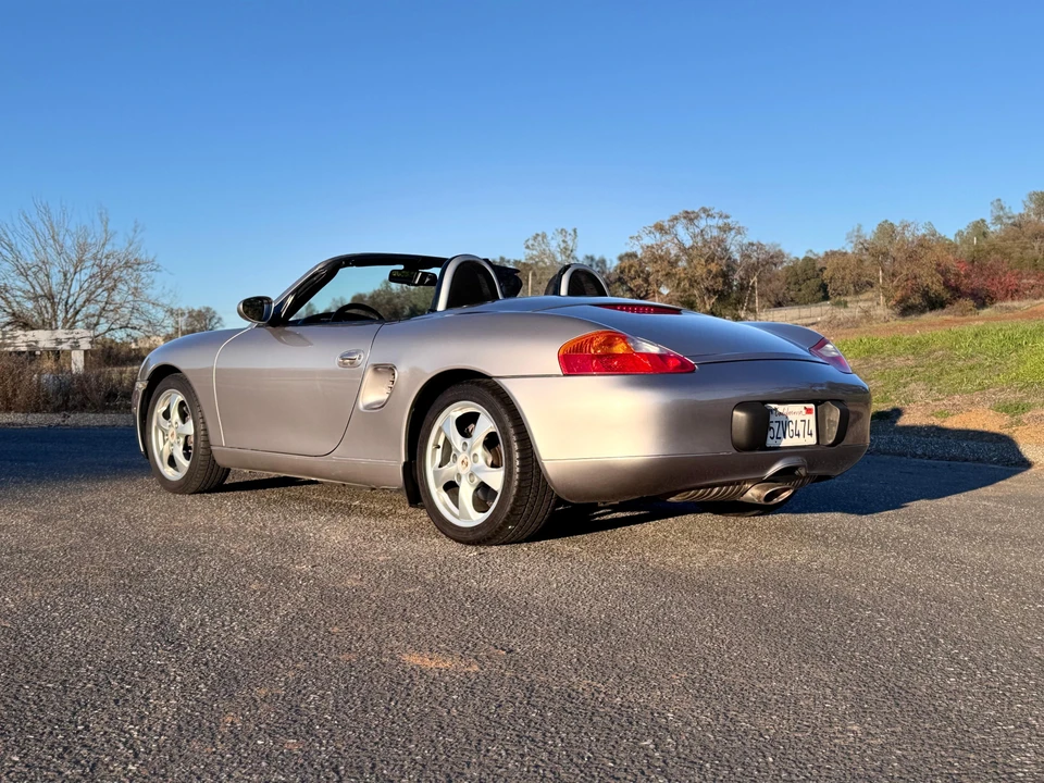 2002 Porsche 986 Boxster - Image 13 of 31