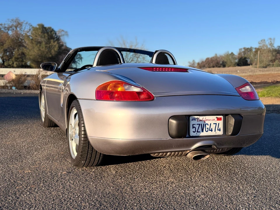 2002 Porsche 986 Boxster - Image 14 of 31