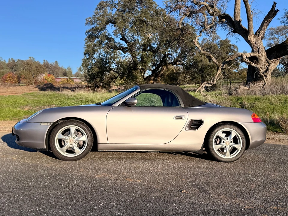 2002 Porsche 986 Boxster - Image 29 of 31