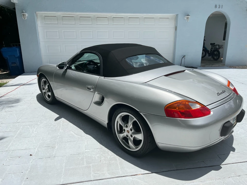 2002 Porsche 986 Boxster - Image 10 of 20