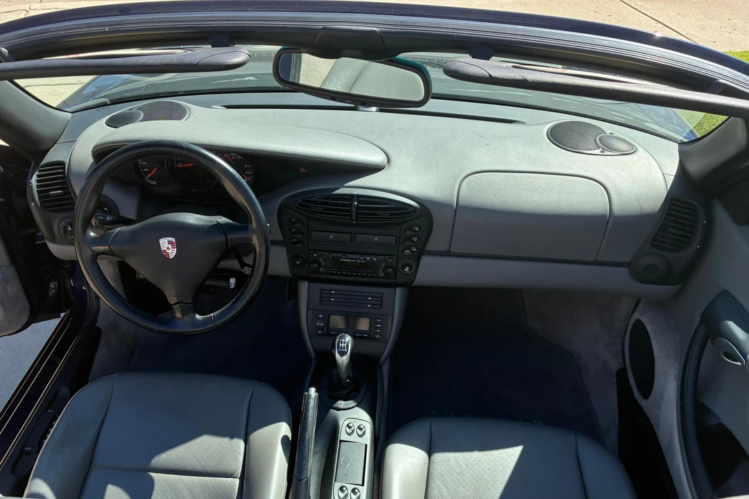 2002 Porsche 986 Boxster - Image 15 of 31